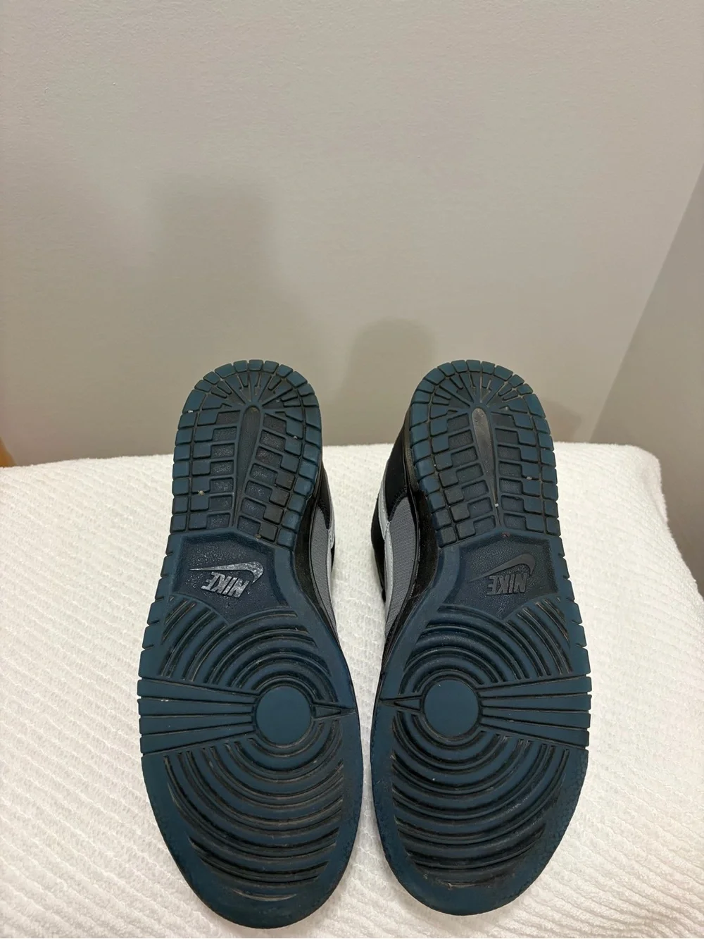 Nike Dunk Low Anthracite Pure Platinum Industrial Blue Mens 9M / Wmns 10.5 (Std)